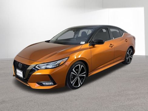 Certified 2022 Nissan Sentra SR image 1