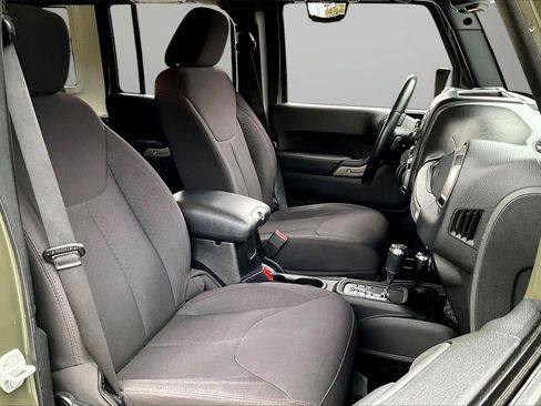 Used 2015 Jeep Wrangler Unlimited Sport w/ Quick Order Package 24S image 21