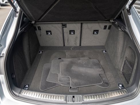 Certified 2026 Porsche Macan image 21