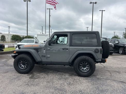 Used 2023 Jeep Wrangler Sport AWD/4WD image 6