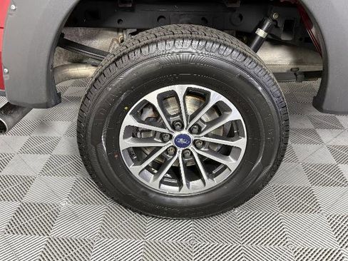 Used 2018 Ford F150 XLT w/ Equipment Group 302A Luxury image 29