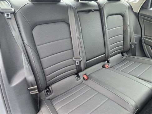 Used 2024 Volkswagen Jetta SE image 25