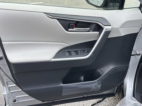 New 2025 Toyota RAV4 XLE image 10