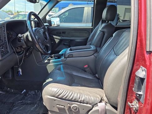 Used 2003 Chevrolet Silverado 2500 LT w/ Skid Plate Package AWD/4WD image 3