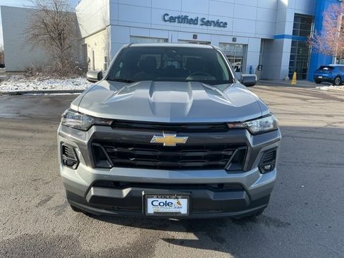 Used 2023 Chevrolet Colorado LT w/ LT Convenience Package image 4
