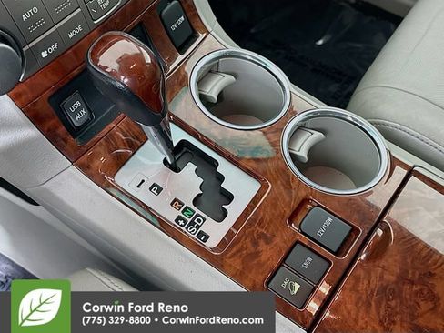 Used 2011 Toyota Highlander Limited w/ Tow Pkg AWD/4WD image 16