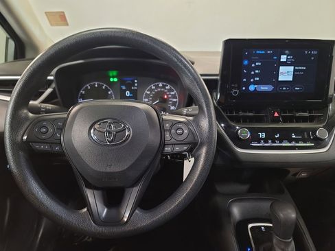 Used 2023 Toyota Corolla LE image 11