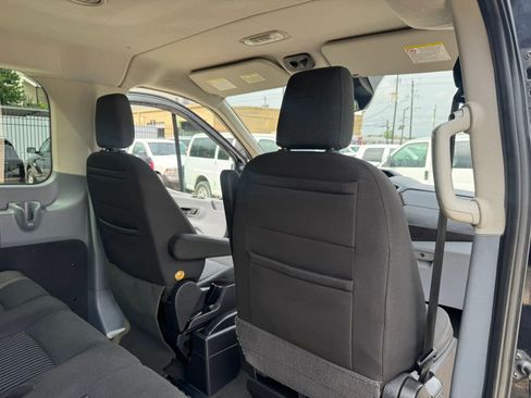 Used 2018 Ford Transit 350 XL RWD image 33