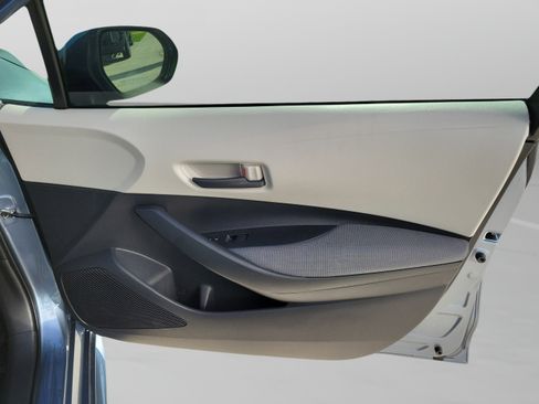 Certified 2022 Toyota Corolla LE FWD image 12