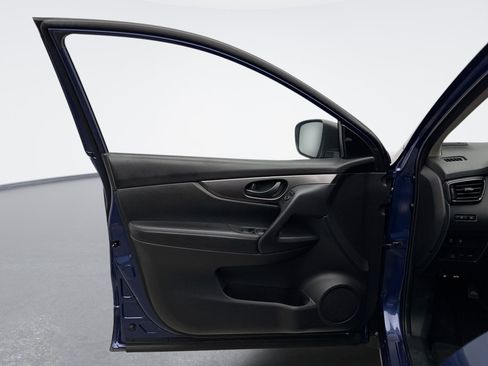 Used 2022 Nissan Rogue Sport S AWD/4WD image 9