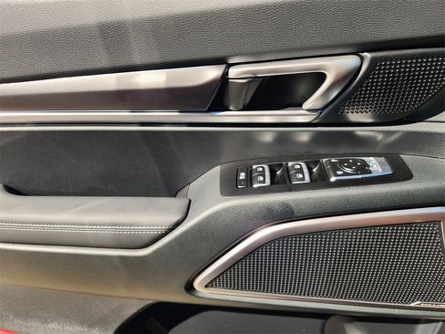 New 2025 Kia Telluride S image 17