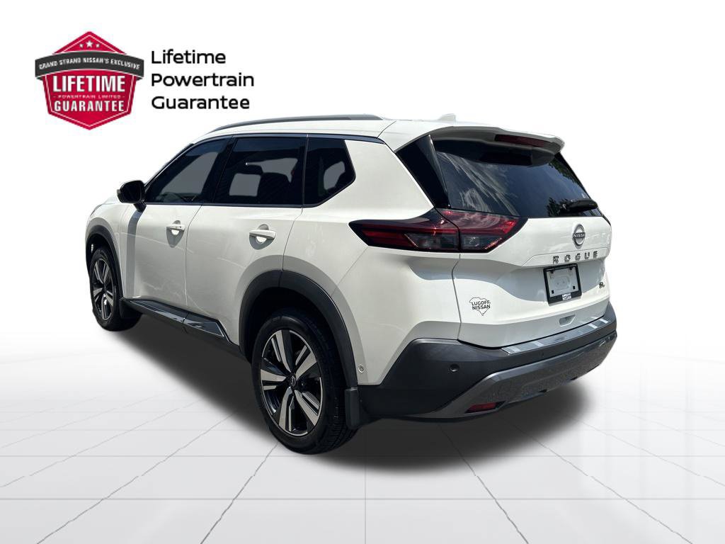 Used 2023 Nissan Rogue SL w/ SL Premium Package FWD image 3