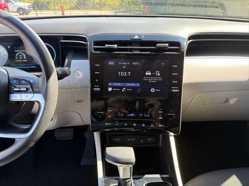 Used 2024 Hyundai Tucson SEL FWD image 20