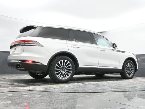 Used 2023 Lincoln Aviator AWD w/ Premium Package image 52