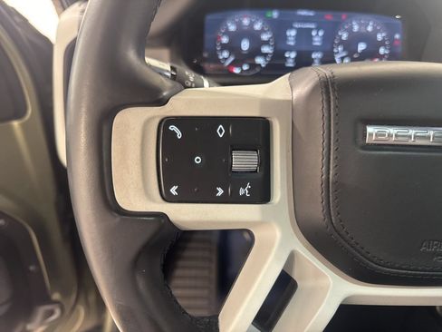 Used 2021 Land Rover Defender 110 X-Dynamic HSE AWD/4WD image 9