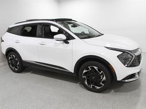 Used 2023 Kia Sportage SX AWD/4WD image 1