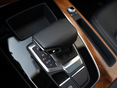 Certified 2023 Audi Q5 2.0T Premium w/ Convenience Package AWD/4WD image 27