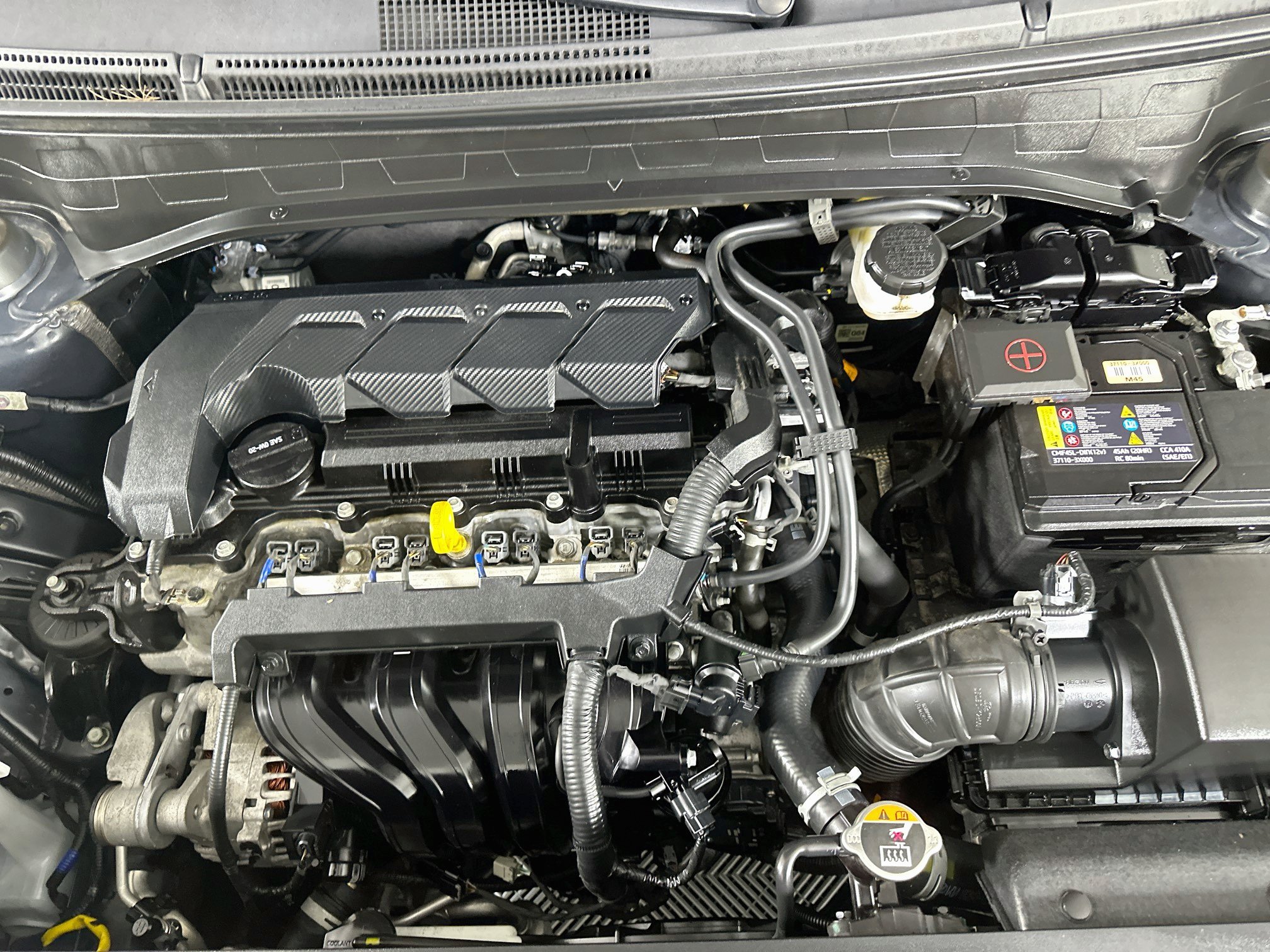 Used 2025 Hyundai Venue SEL FWD image 32