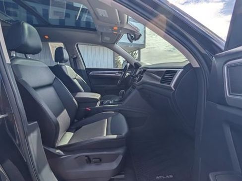 Used 2018 Volkswagen Atlas SEL AWD/4WD image 34