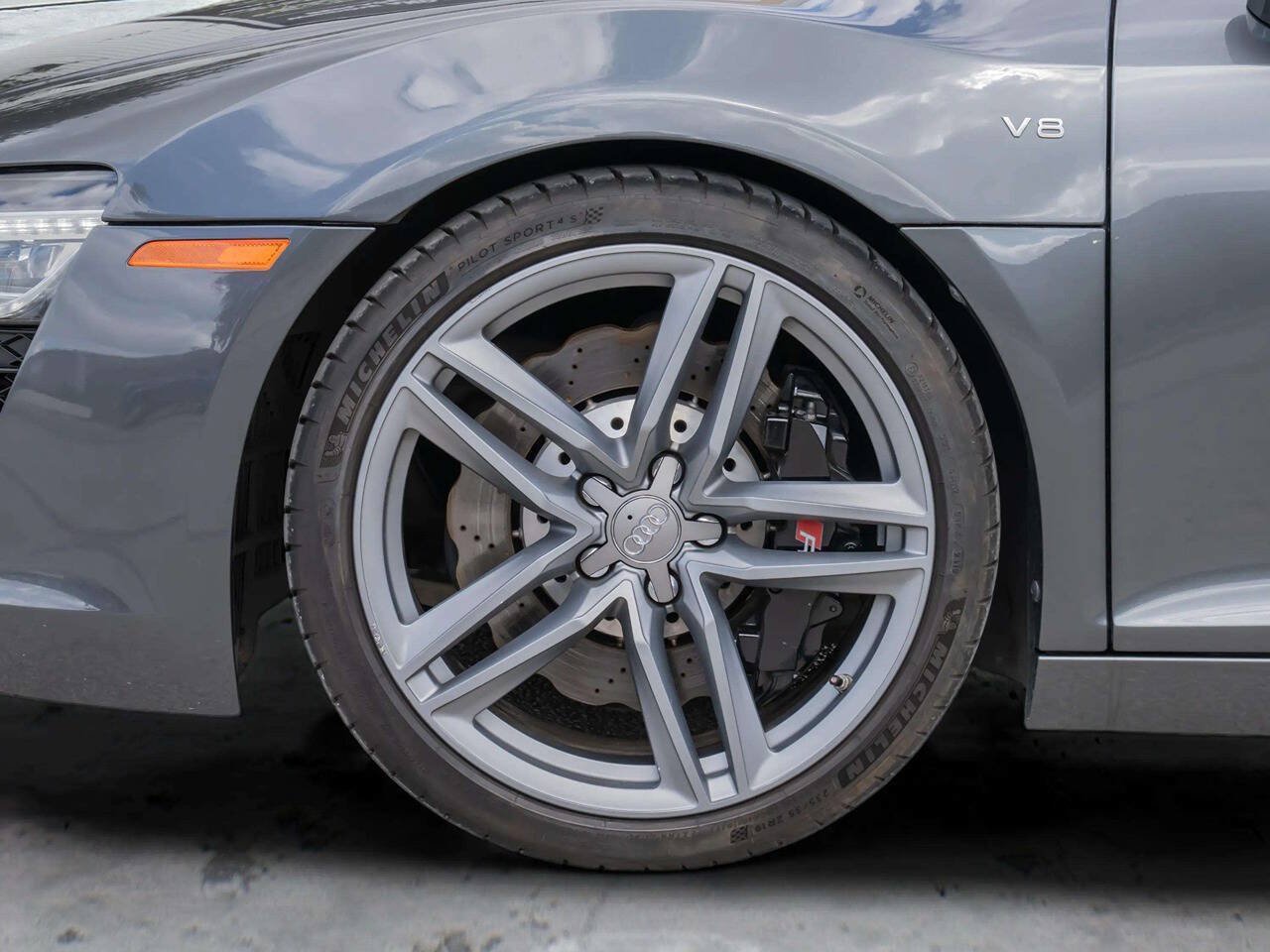 Used 2014 Audi R8 V8 AWD/4WD image 35