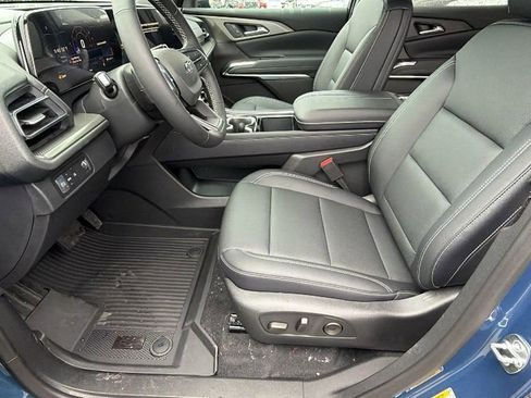 New 2026 Chevrolet Traverse LT w/ Midnight/Sport Edition image 13