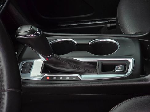 Used 2019 Chevrolet Equinox Premier image 17