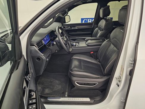 Used 2024 Jeep Grand Wagoneer L Series II w/ Quick Order Packagew 28T image 14