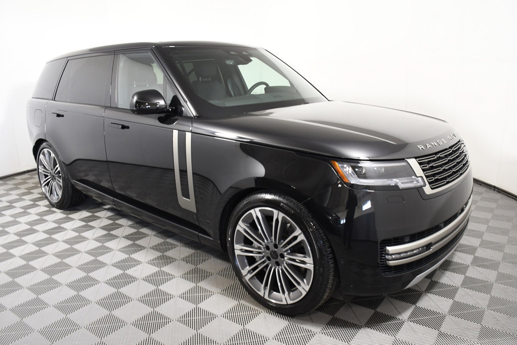 New 2026 Land Rover Range Rover Long Wheelbase SE AWD/4WD image 8