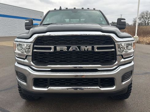 Used 2024 RAM 2500 Tradesman w/ Chrome Appearance Group image 9