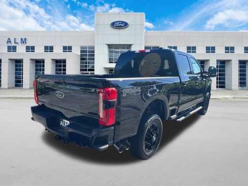 New 2025 Ford F250 XLT w/ Black Appearance Package image 5