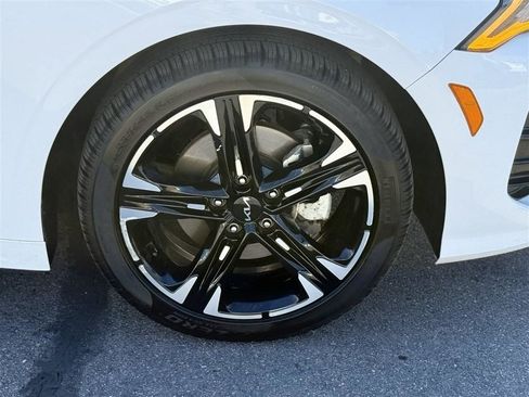 Used 2022 Kia K5 GT-Line AWD/4WD image 6