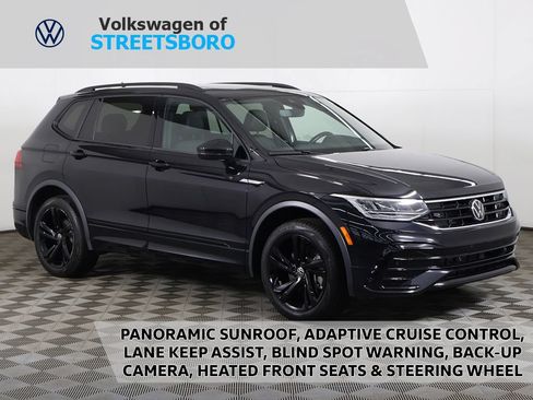 Certified 2024 Volkswagen Tiguan SE R-Line AWD/4WD image 1