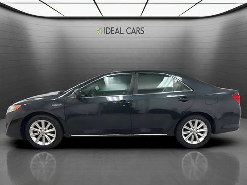 Used 2012 Toyota Camry XLE w/ Convenience Pkg FWD image 8