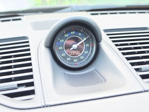 Used 2024 Porsche 911 Turbo AWD/4WD image 19