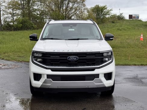New 2026 Ford Expedition Platinum AWD/4WD image 6