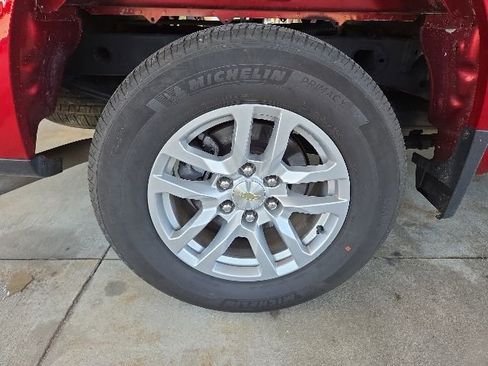 Used 2021 Chevrolet Silverado 1500 LT AWD/4WD image 68