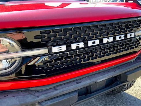 Used 2022 Ford Bronco Wildtrak image 92