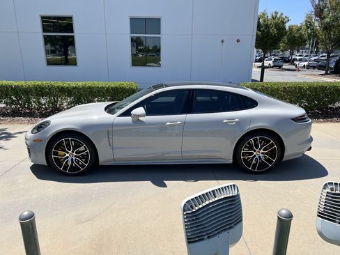 Used 2022 Porsche Panamera Turbo S AWD/4WD image 6