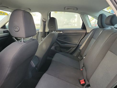 Certified 2021 Volkswagen Jetta S image 7