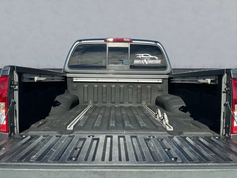 Used 2020 Nissan Frontier SV w/ Midnight Edition Floor Mats image 19