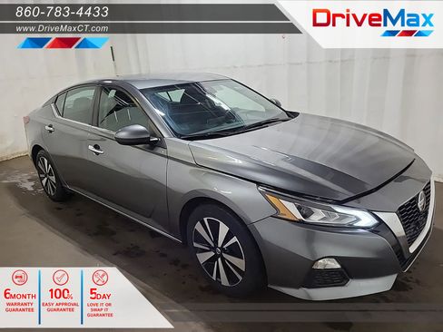 Used 2022 Nissan Altima 2.5 SV FWD image 1