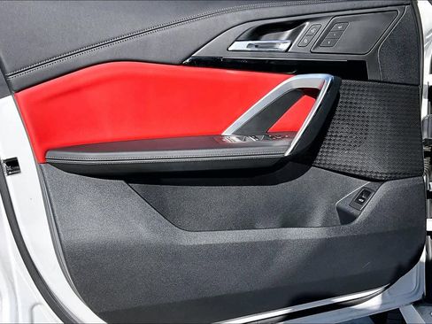 Used 2025 BMW X1 xDrive28i w/ M Sport Package image 22