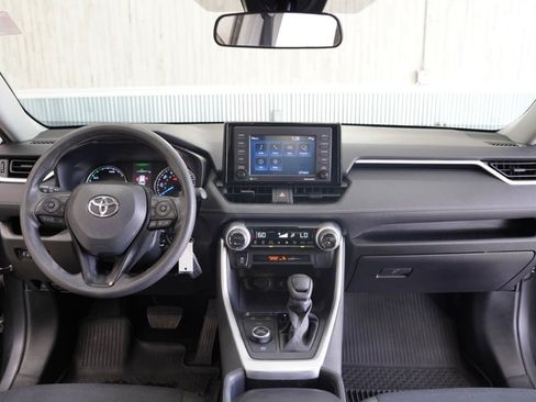 Used 2022 Toyota RAV4 LE AWD/4WD image 19