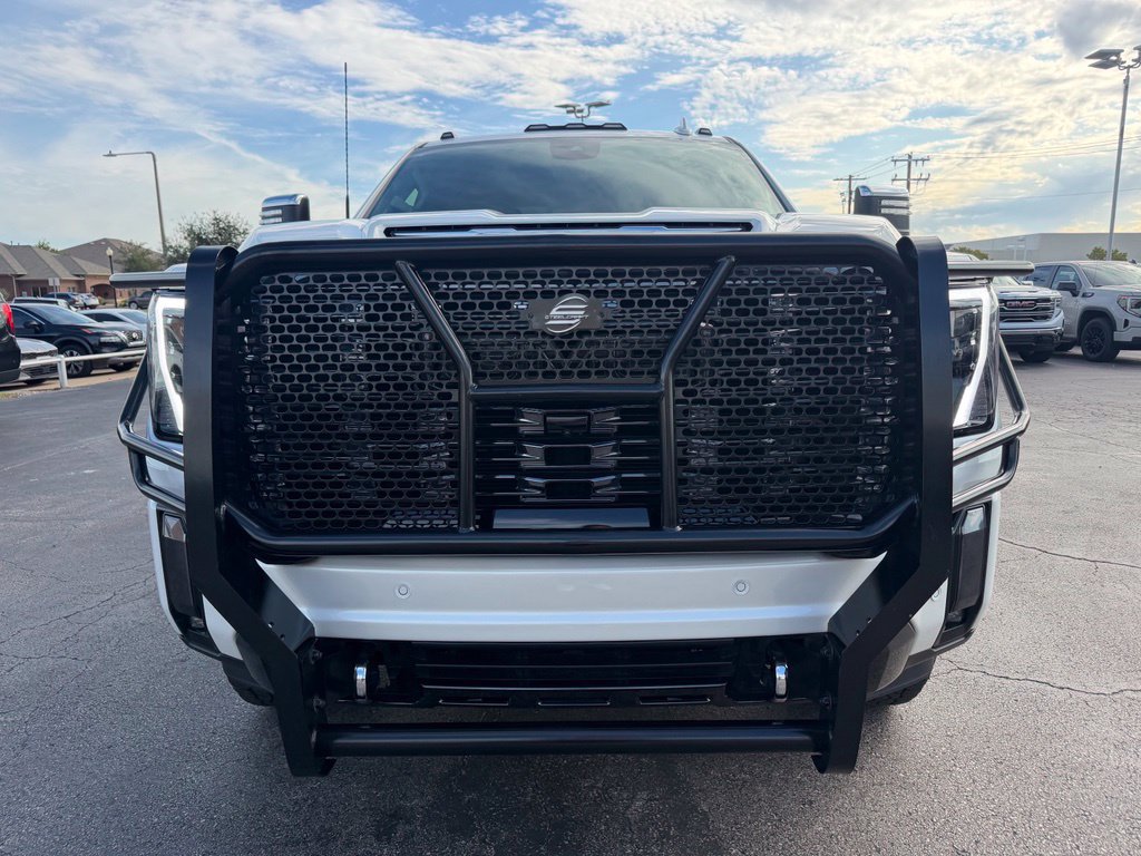 Used 2024 GMC Sierra 2500 Denali Ultimate AWD/4WD image 8