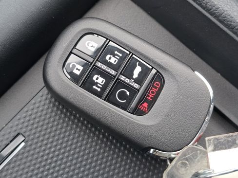 New 2026 Honda Odyssey Elite image 35