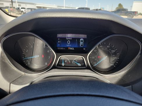 Used 2016 Ford Focus SE FWD image 18