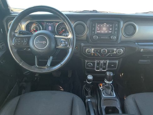 Used 2018 Jeep Wrangler Unlimited Sport S image 11