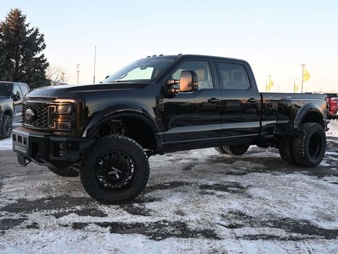 New 2026 Ford F450 Platinum w/ Platinum Plus Package image 2