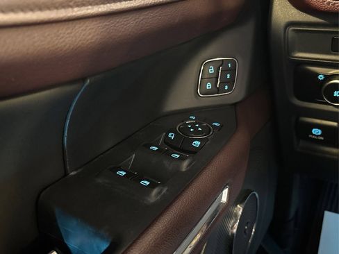 Certified 2024 Ford Expedition Limited AWD/4WD image 38