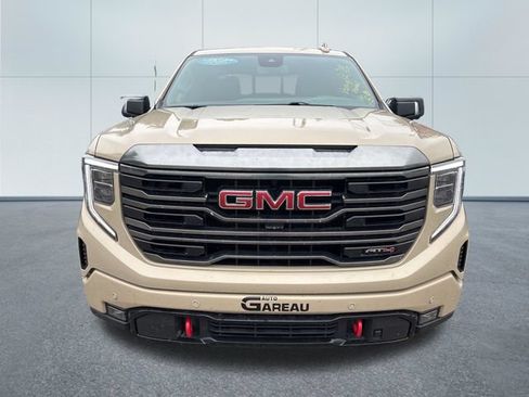 Used 2023 GMC Sierra 1500 AT4 w/ AT4 Preferred Package AWD/4WD image 6